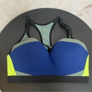 VS Sport Incredible Maximum Support Sport Bra - O1